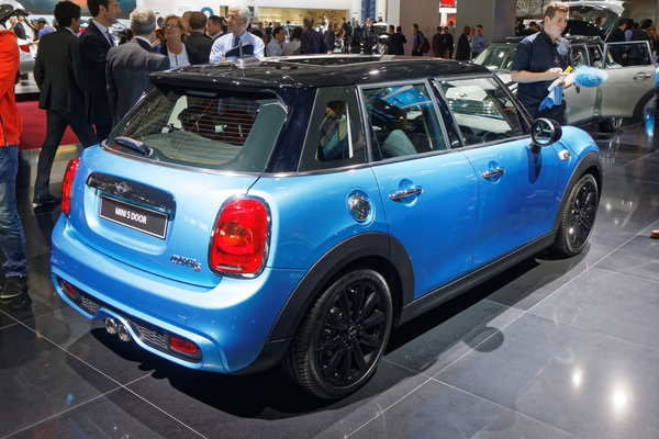 Mini Cooper D MINI COOPER D 116 CH A Diesel