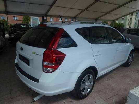 KIA CEE'D SW 128 CH PREMIUM Diesel