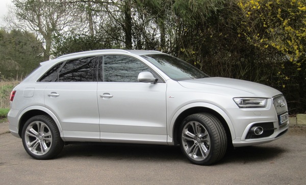 Audi Q3 150 CH AMBITION LUXE S TRONIC 6 Essence