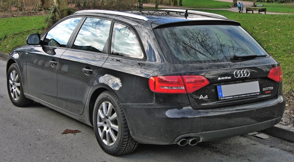 Audi A4 Avant 150 CH AMBIENTE MULTITRONIC A Diesel