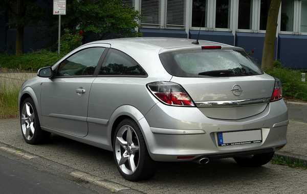 Opel Astra GTC 130 CH SPORT PACK Diesel