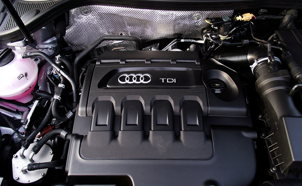 Audi Q3 Q3 2.0 TDI 140 CH AMBIENTE Diesel