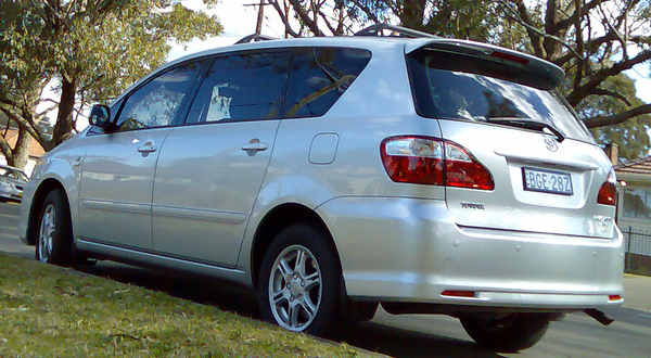 Toyota Avensis 150 D-4D SKYVIEW LIMITED EDITION 5 PORTES Diesel