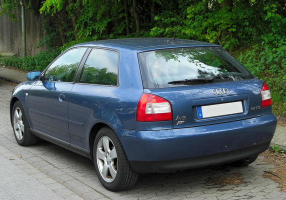 Audi A3 150 CH ATTRACTION S TRONIC 6 Diesel