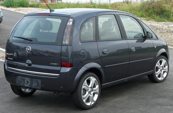 Opel Meriva 110 CH COSMO PACK A Diesel