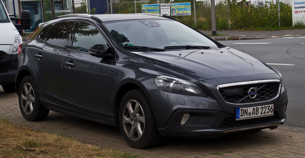Volvo V40 113 CH SUMMUM Diesel