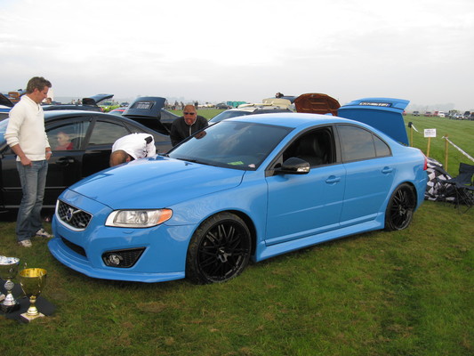 Volvo S80 S80 D4 181 CH STOP&START MOMENTUM GEARTRONIC A Diesel