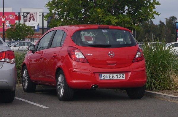 Opel Corsa 1.0 - 65 CH GRAPHITE Essence