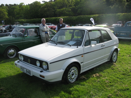 Volkswagen Golf Cabriolet 140 CH DSG6 Diesel
