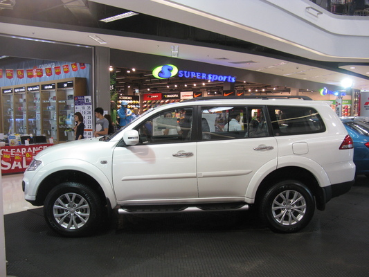 Mitsubishi Pajero 200 CH INSTYLE A Diesel