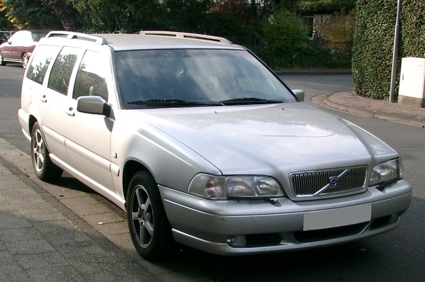 Volvo V70 V70 D4 181 CH SUMMUM GEARTRONIC A Diesel