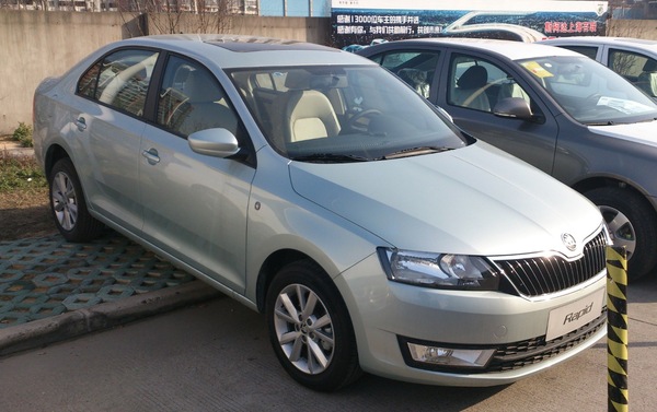 Skoda Rapid 90 CH ACTIVE Diesel