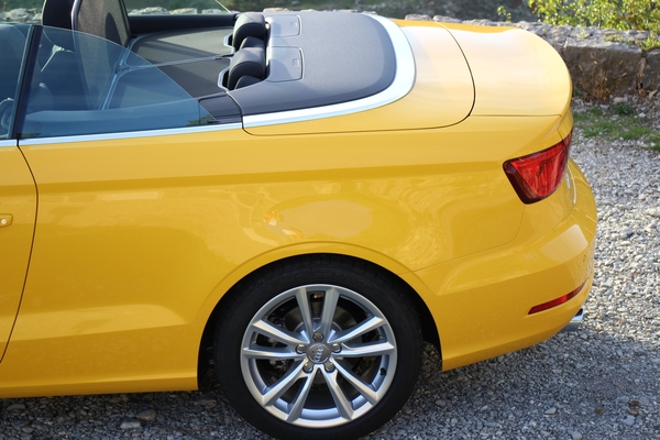 Audi A3 Cabriolet 125 CH ATTRACTION Essence