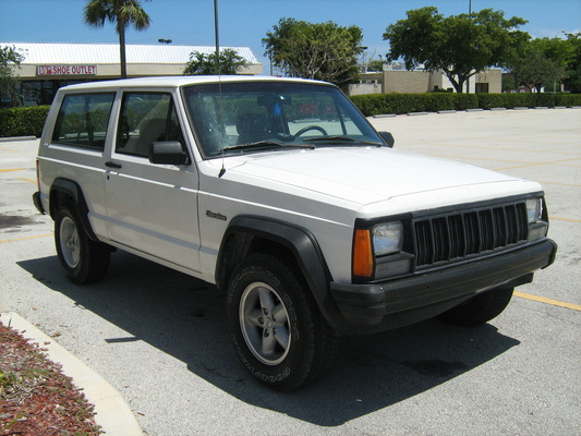Jeep Cherokee 140 CH LONGITUDE 4X2 Diesel