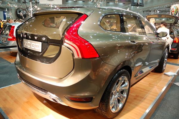 Volvo XC60 XC60 D5 AWD 215 CH R-DESIGN GEARTRONIC A Diesel