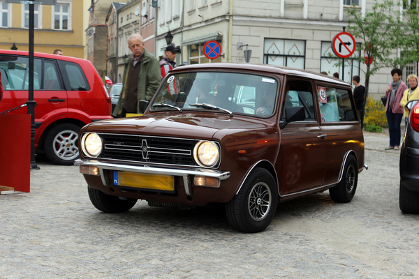 Mini Clubman MINI CLUBMAN 184 CH COOPER S BOND STREET A Essence