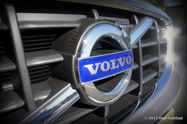 Volvo XC60 XC60 D4 AWD 181 CH R-DESIGN GEARTRONIC A Diesel