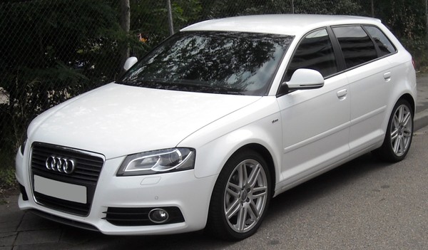 Audi A3 2.0 TDI DPF 150 AMBITION LUXE 4 PORTES Diesel