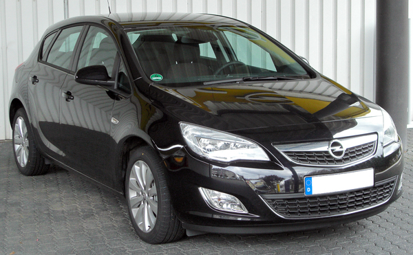 Opel Astra 1.4 TURBO 140CH S/S COSMO 4 PORTES Essence