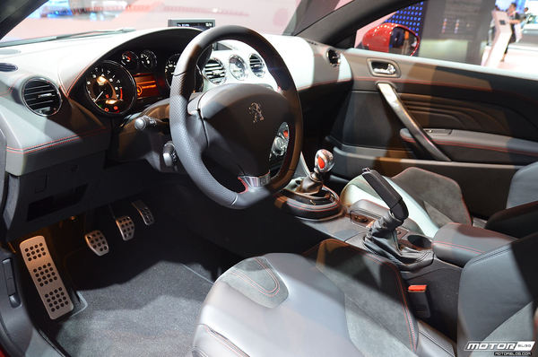 Peugeot RCZ 155 CH RCZ Essence