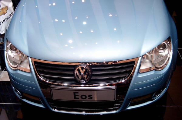 Volkswagen EOS 211 CH SPORTLINE DSG6 Essence