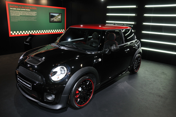 Mini Mini R56 MINI 98 CH ONE PACK SALT A Essence