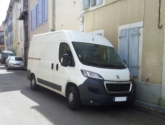 Peugeot Boxer 130 CH PACK CD CLIM Diesel