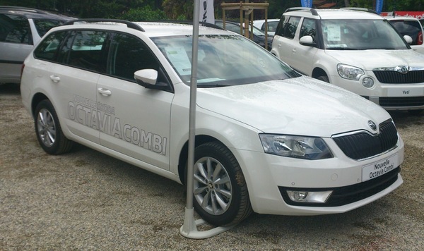 Skoda Octavia Combi 179 CH ELEGANCE DSG Essence