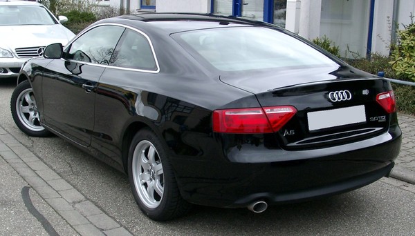 Audi A5 Coupé 204 CH AMBITION LUXE MULTITRONIC A Diesel