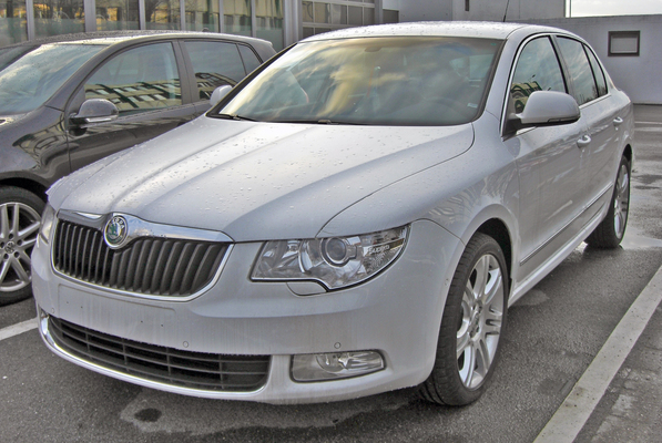 Skoda Superb 260 CH LAURIN & KLEMENT DSG Essence