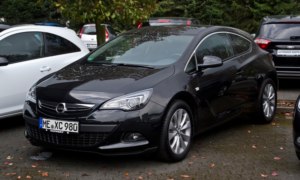 Opel Astra GTC 110 CH EDITION Diesel