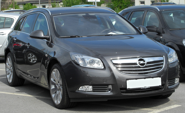 Opel Insignia Sports Tourer 140 CH COSMO PACK Diesel