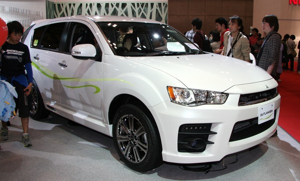 Mitsubishi Outlander 150 CH INVITE 2WD Diesel