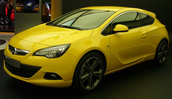 Opel Astra GTC 165 CH SPORT A Diesel