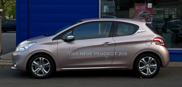 Peugeot 208 208 1.2 VTI 82CH BVM5 ACTIVE OPTIONS Essence