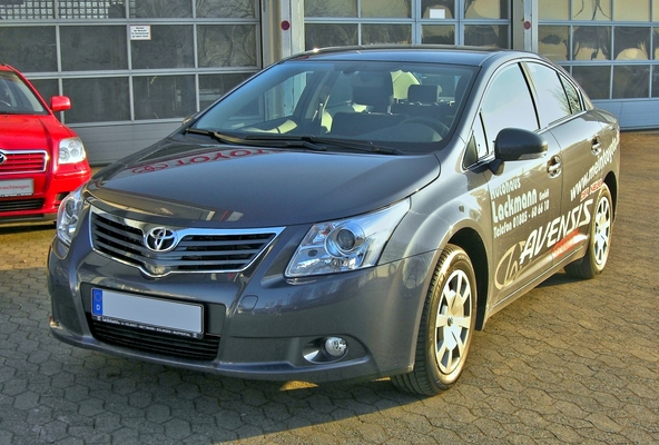 Toyota Avensis 150 D-4D SKYVIEW LIMITED EDITION 5 PORTES Diesel