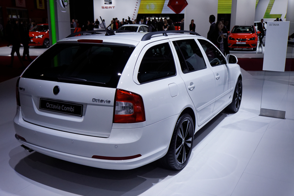 Skoda Octavia Combi 105 CH AMBITION II Essence