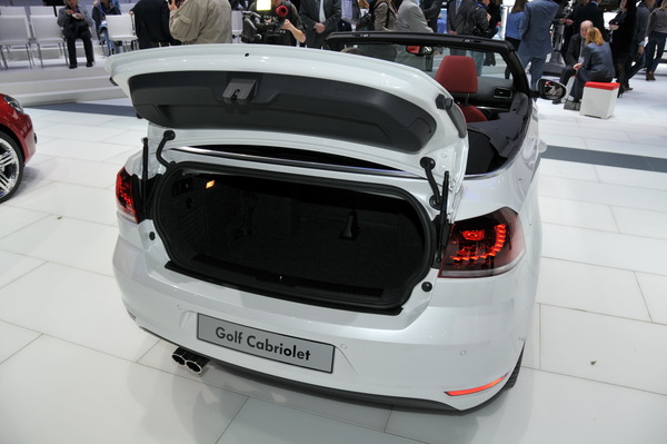 Volkswagen Golf Cabriolet 122 CH CABRIOLET Essence