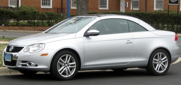 Volkswagen EOS 122 CH SPORTLINE Essence
