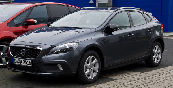 Volvo V40 113 CH SUMMUM Diesel