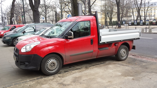 Fiat Doblo 1.4 95 CH POP Essence