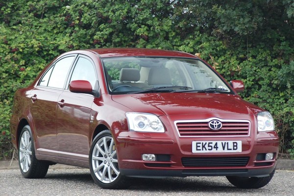 Toyota Avensis 150 D-4D LOUNGE 5 PORTES Diesel