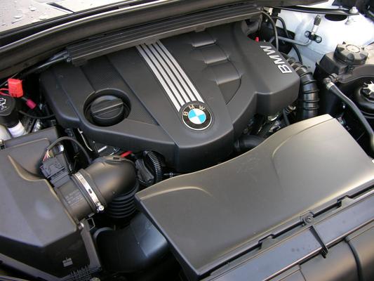 BMW X1 X1 XDRIVE 20I 184 CH LOUNGE Essence