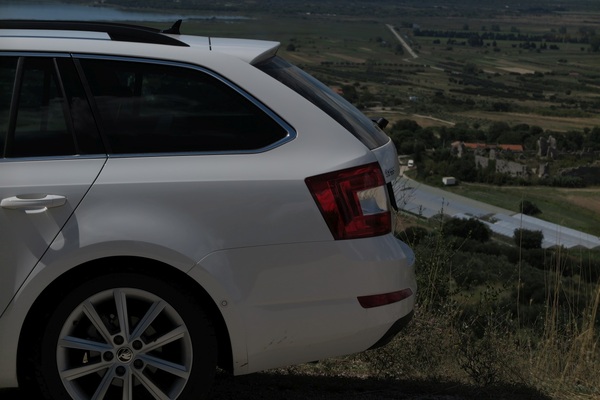 Skoda Octavia 140 CH ELEGANCE DSG Essence