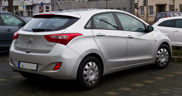 Hyundai i30 110 CH PACK INVENTIVE LIMITED Diesel