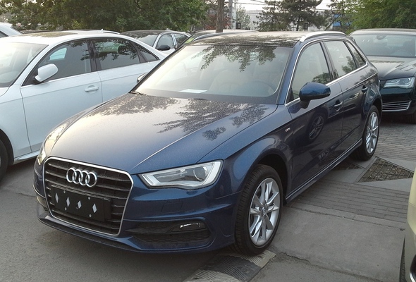 Audi A3 Sportback 110 CH AMBITION LUXE S TRONIC 7 Essence