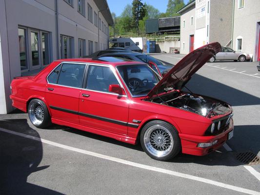 BMW 535 I 535I XDRIVE 306 CH GRAN TURISMO LOUNGE PLUS A Essence