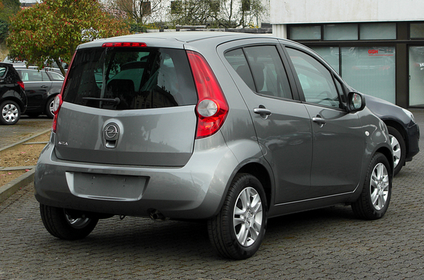 Opel Agila 1.2 - 94 CH EDITION A Essence
