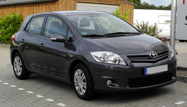 Toyota Auris 90 CH DYNAMIC Diesel