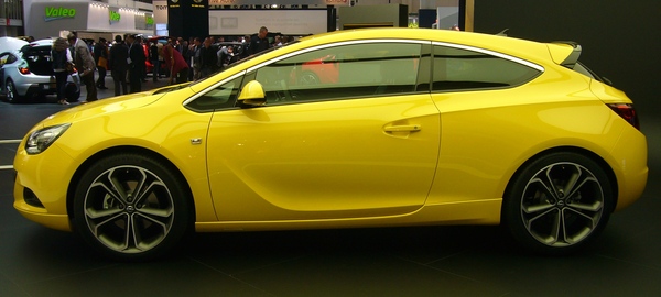 Opel Astra GTC 110 CH SPORT Diesel